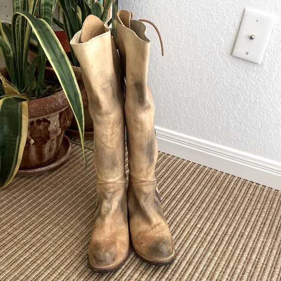bed stu size 9